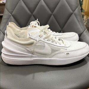 Nike unisex Off-White Sneakers